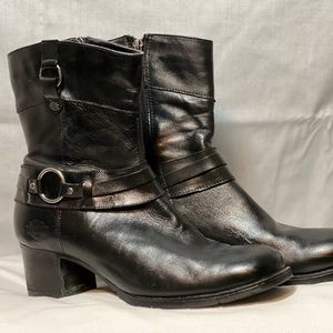 Harley Davidson Ladies leather boots EUC